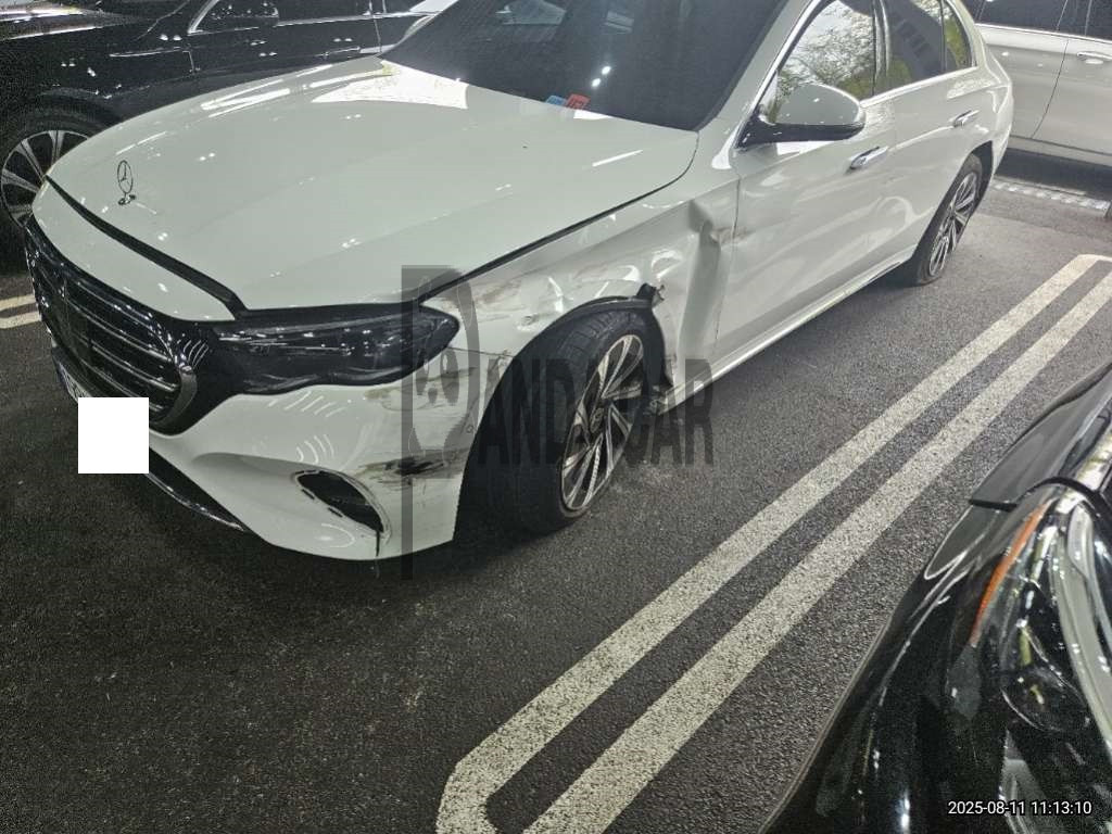 2024 Mercedes-Benz E 300 4MATIC, photograph 5