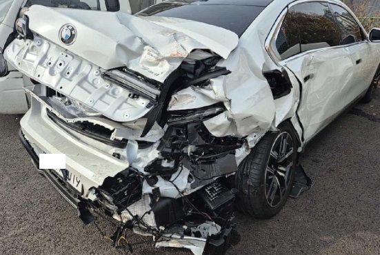 2024 BMW 740i xDrive, photograph 8