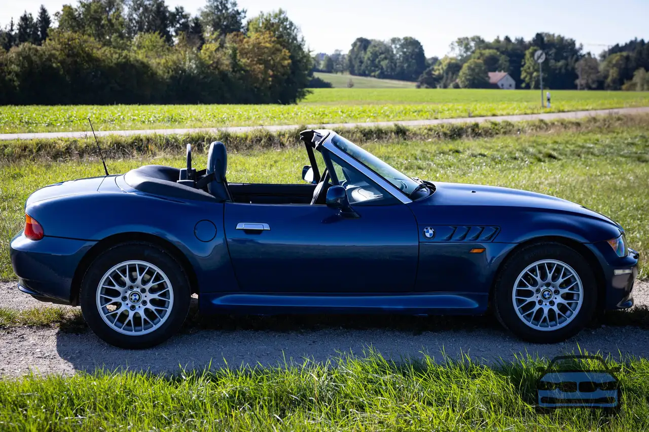 2001 BMW Z3 Z3 Roadster 2.2i # 2. Hand # Topasblau, photograph 5