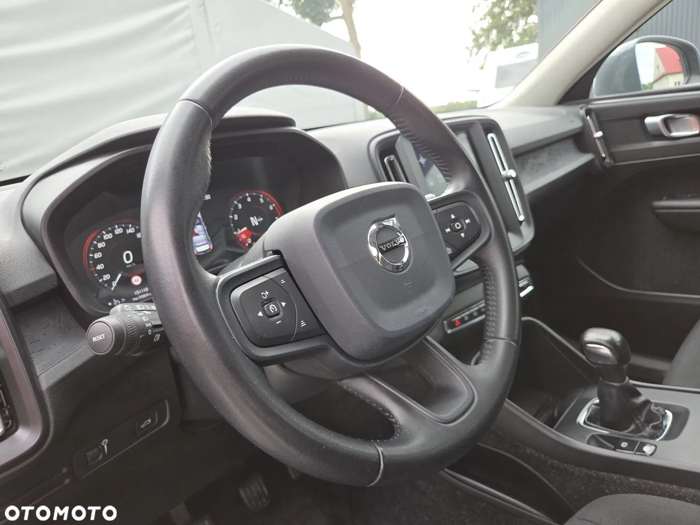 2019 Volvo XC 40 T3 Momentum Core, photograph 12
