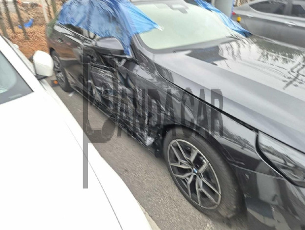 2026 BMW 520i, photograph 3