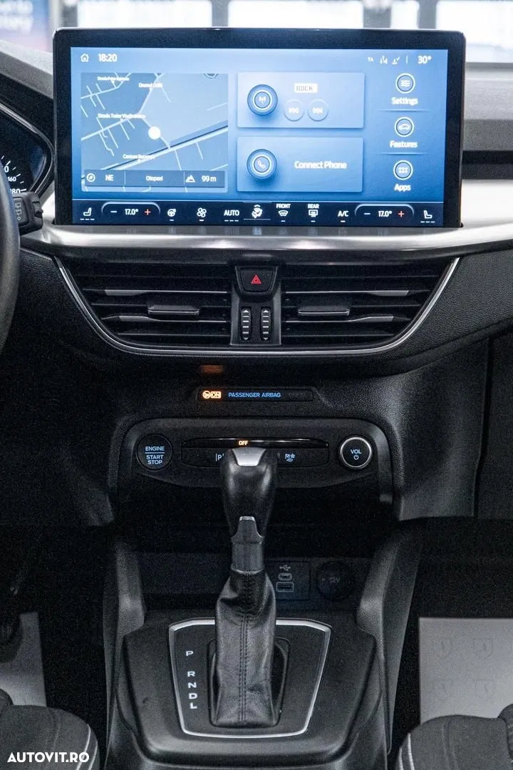 2023 Ford Focus 1.0 EcoBoost MHEV Titanium, photograph 4