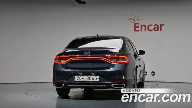 2019 Hyundai Grandeur Exclusive, photograph 4