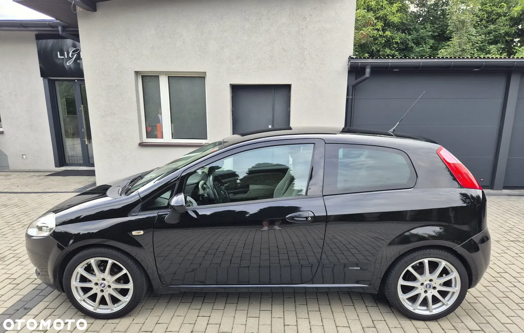 2006 Fiat Grande Punto 1.4 8V Emotion, photograph 3