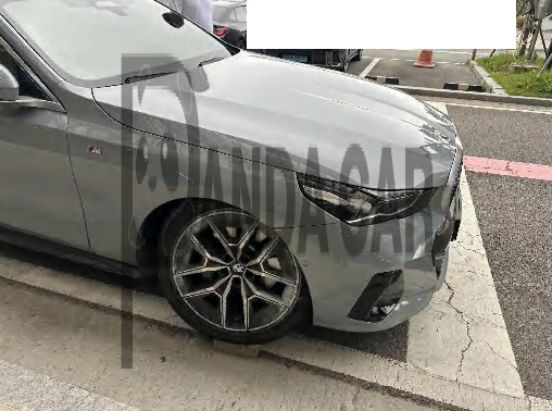 2024 BMW 520i, photograph 3