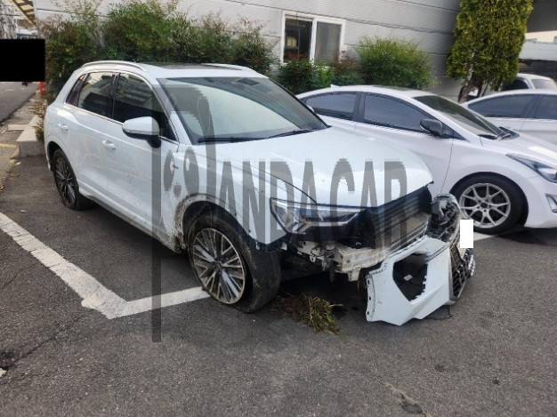 2022 Audi Q3 35 TDI, photograph 1