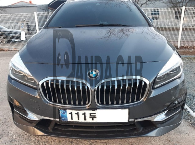 2021 BMW Active Tourer, photograph 1