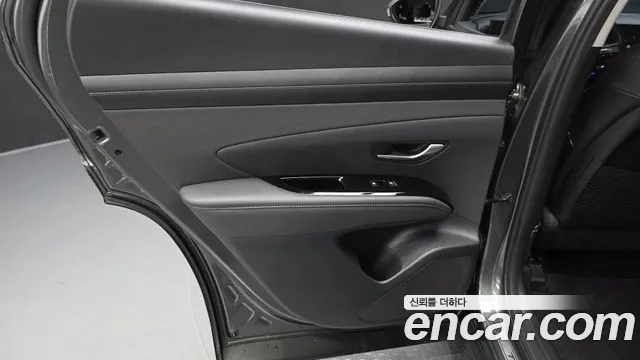 Hyundai Tucson Gasoline 1.6 Turbo 2WD — photo 1 of 36