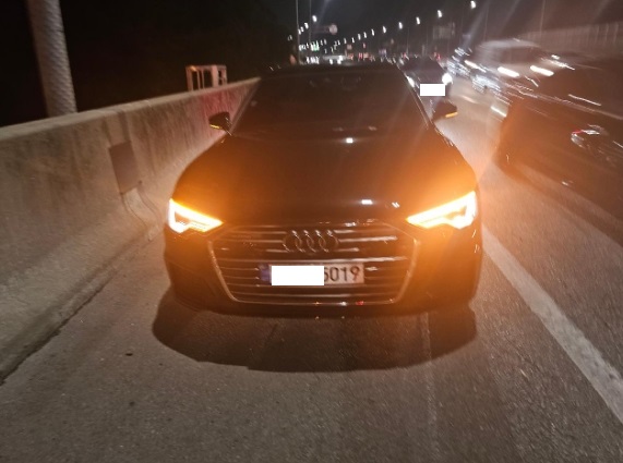 2021 Audi A6 45 TFSI quattro, photograph 3