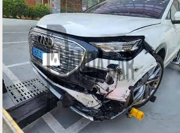 2026 Audi Q4 45 e-tron, photograph 1