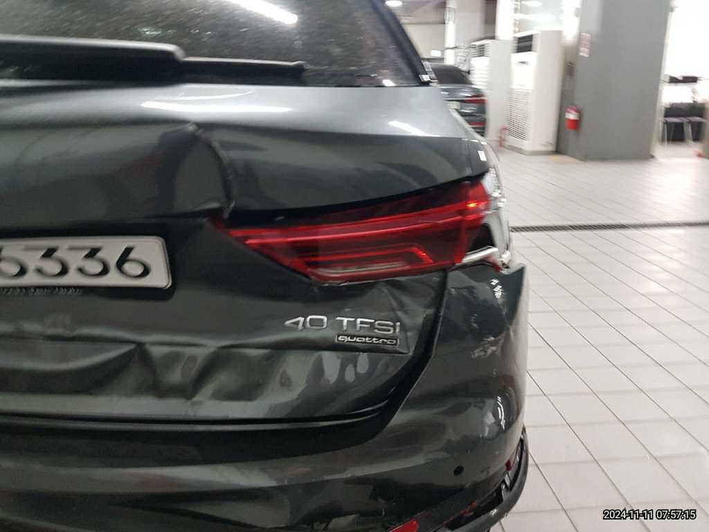 2024 Audi Q3 40 TFSI quattro, photograph 2