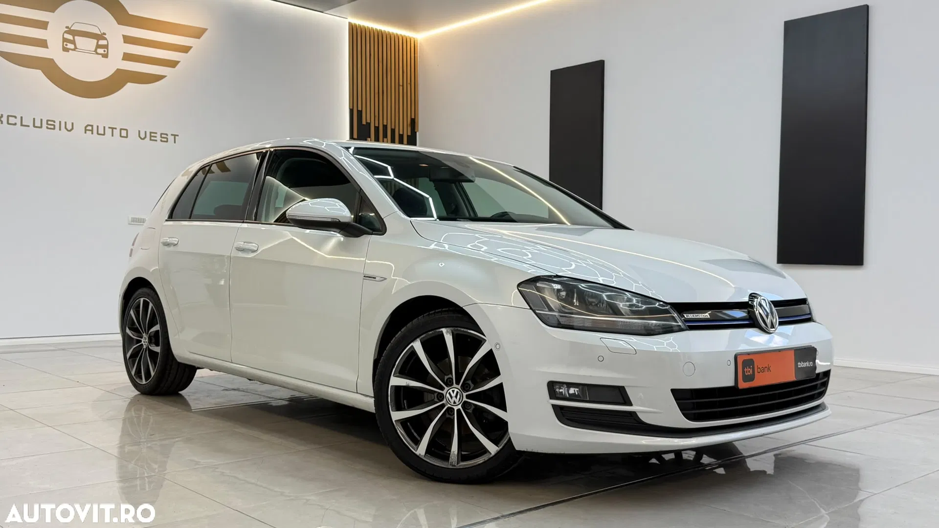 2014 Volkswagen Golf, photograph 9