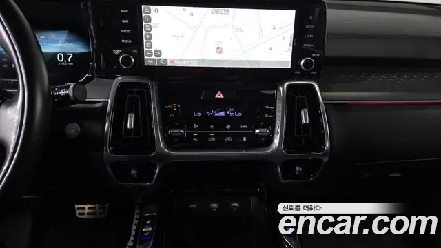 Kia Sorento Diesel 2.2 2WD — photo 1 of 31