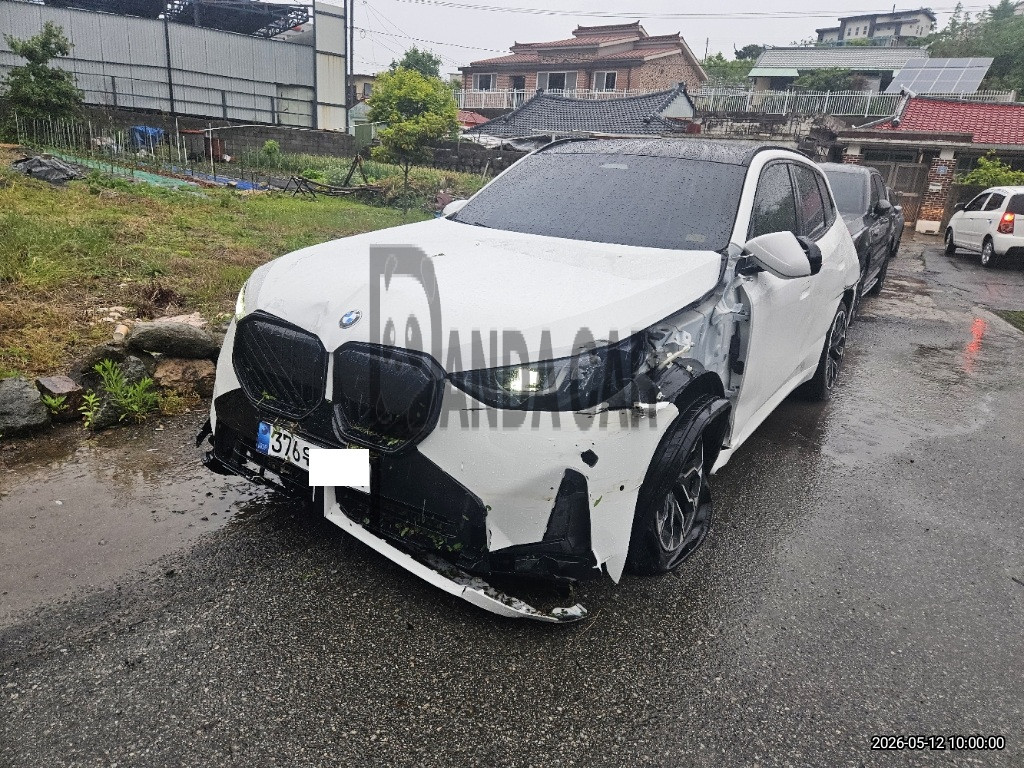 2025 BMW X3 20 xDrive, photograph 3