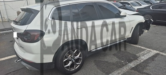 2022 BMW X3 xDrive20i, photograph 2