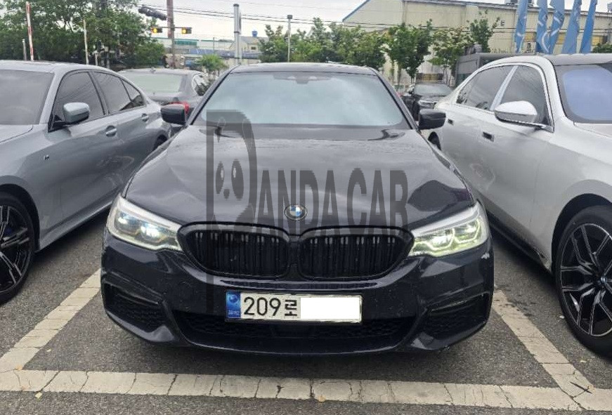 2018 BMW 530i xDrive, photograph 1