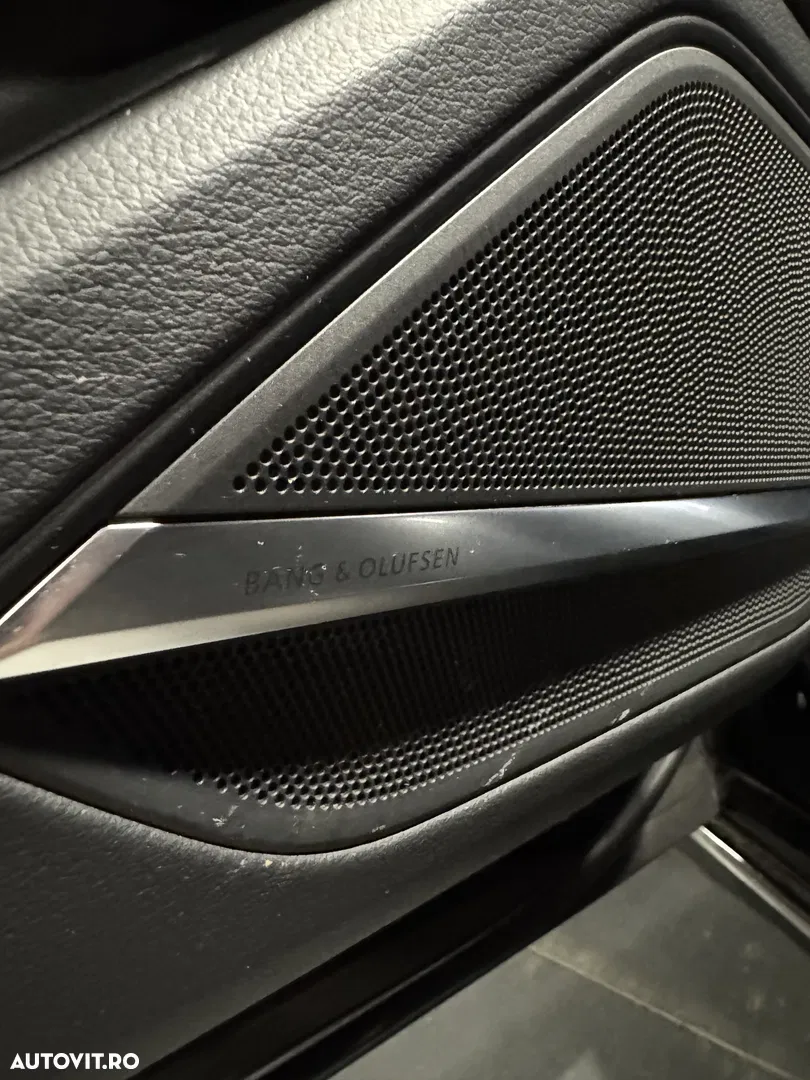 2019 Audi A8, photograph 11