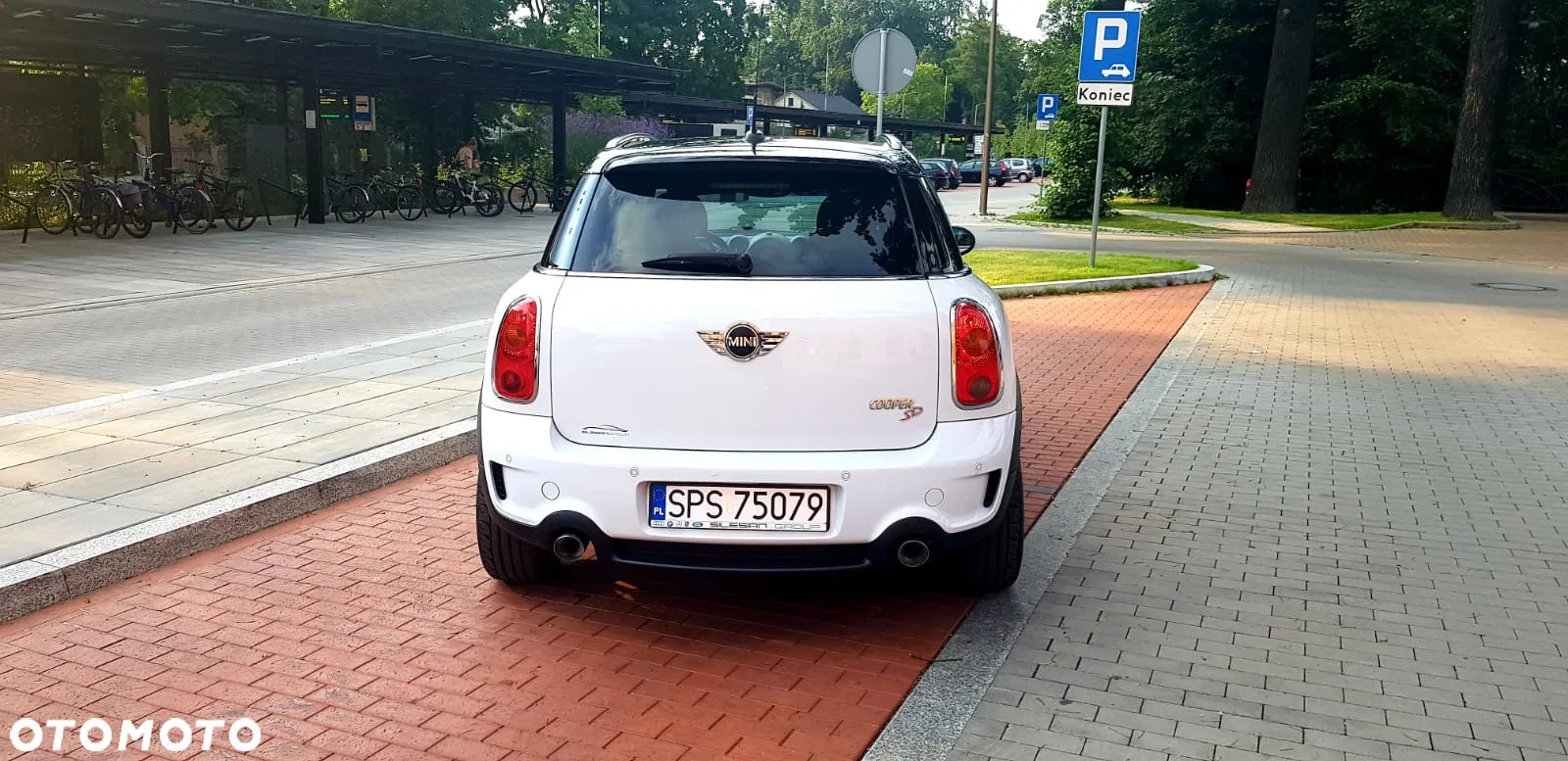 2011 MINI Countryman, photograph 7