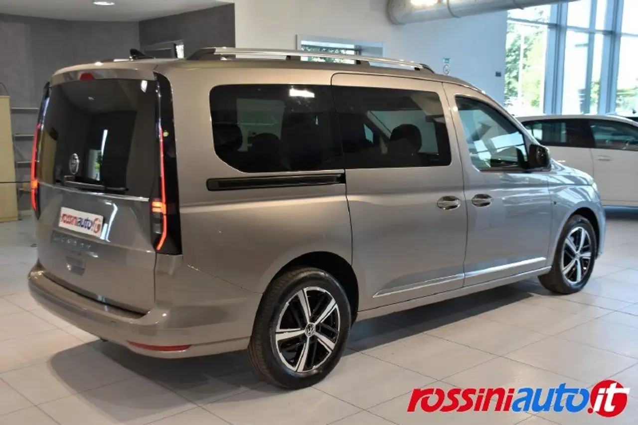 2024 Volkswagen Caddy MAXI 2.0 TDI 122 CV DSG STYLE 5 POSTI + GANCIO, photograph 2