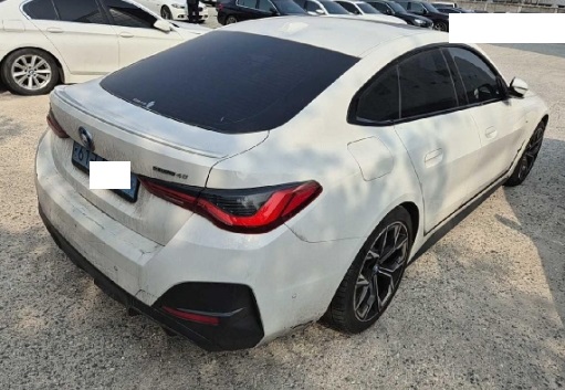 2024 BMW i4 eDrive40, photograph 4