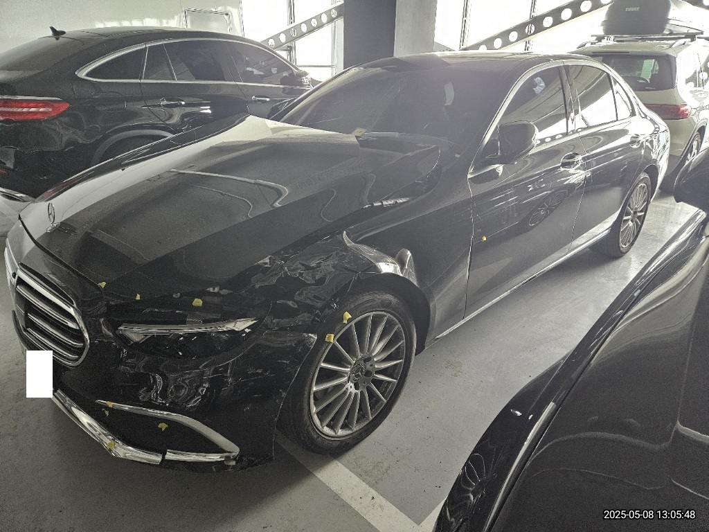2023 Mercedes-Benz E250, photograph 5
