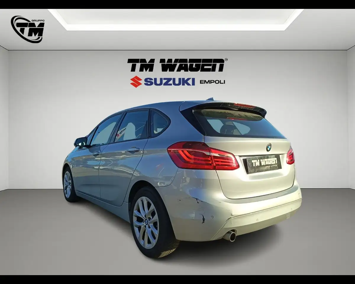 2016 BMW 216 - 216d Active Tourer Advantage, photograph 6