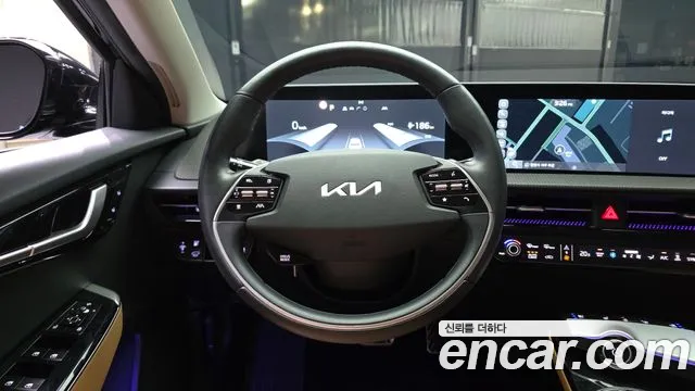 2022 Kia EV6 Long Range, photograph 2