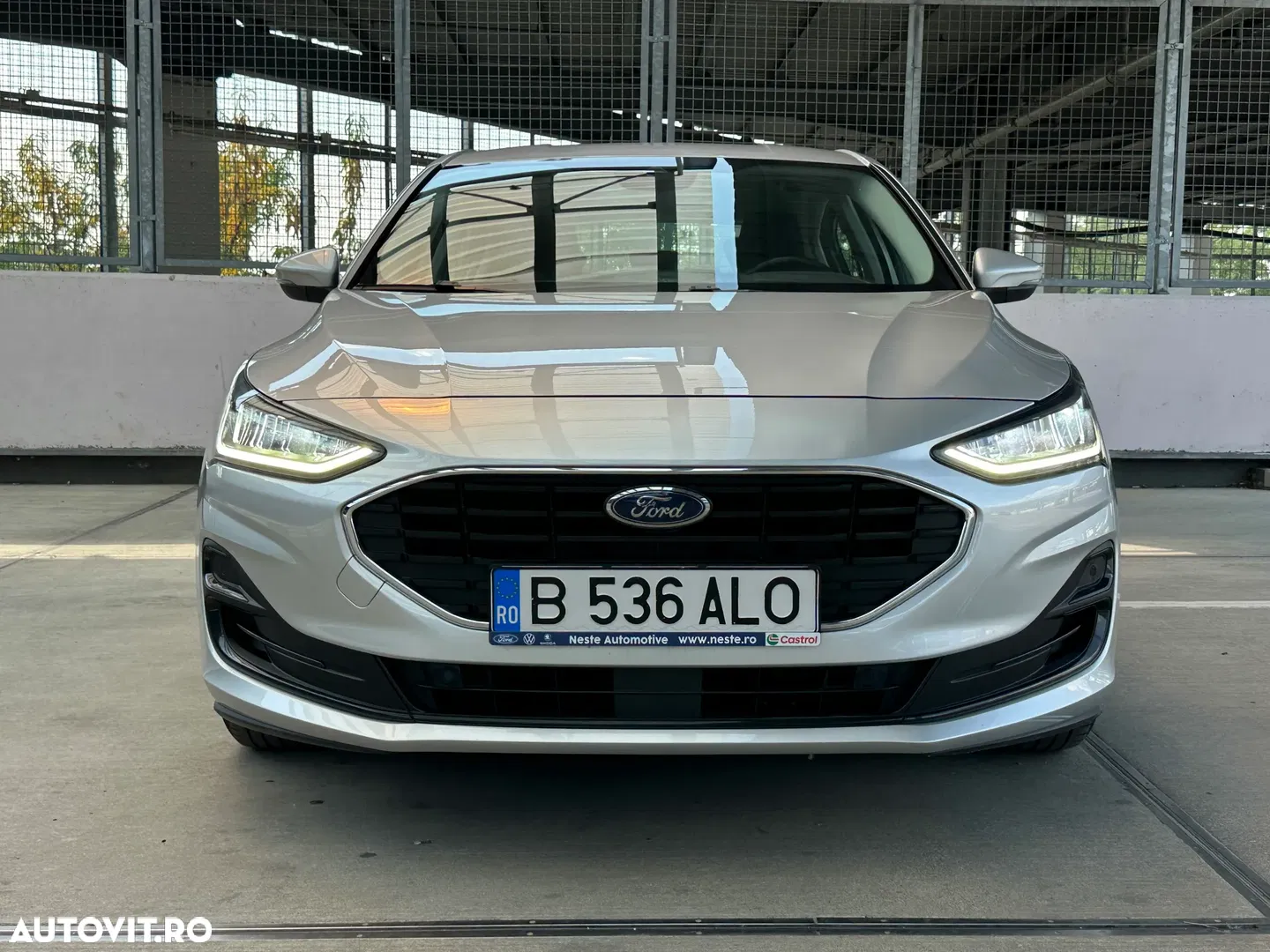 2022 Ford Focus 1.5 EcoBlue Titanium Business, photograph 2