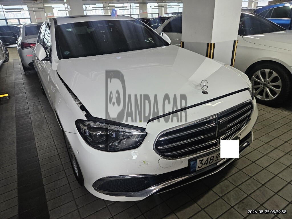 2022 Mercedes-Benz E220 d 4MATIC, photograph 1