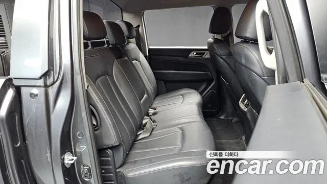 KG_Mobility_Ssangyong Rexton Diesel 2.2 4WD — photo 1 of 30