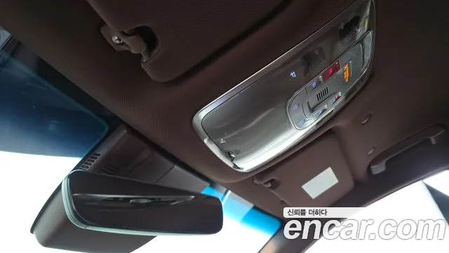 Genesis G90 Gasoline 3.5 Turbo AWD — photo 1 of 33