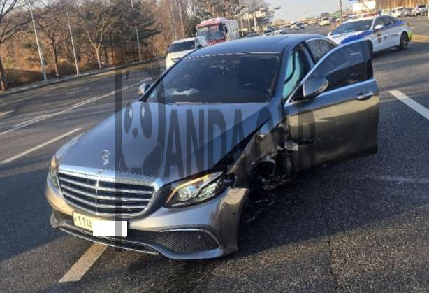 2019 Mercedes-Benz E220 d, photograph 1