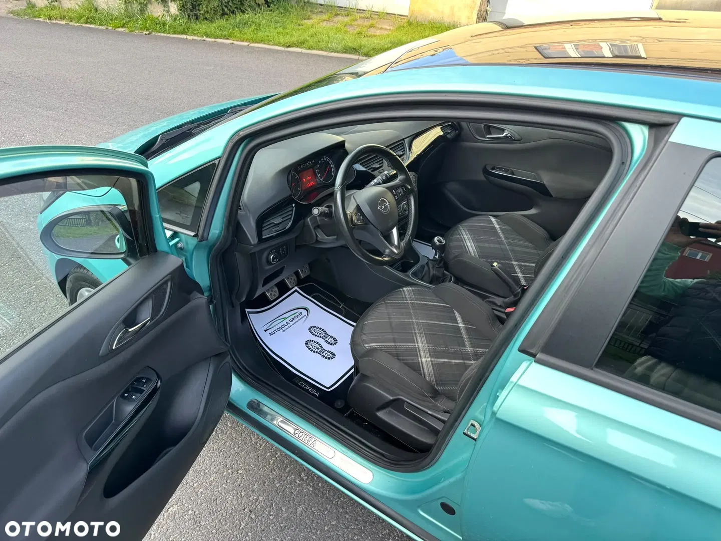 2015 Opel Corsa, photograph 8