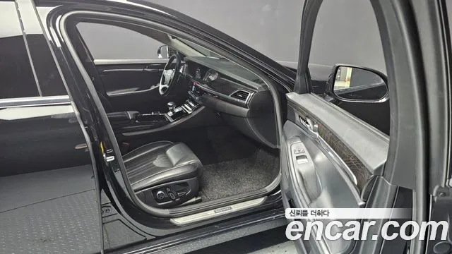 2016 Genesis EQ900 3.8 GDI AWD, photograph 9