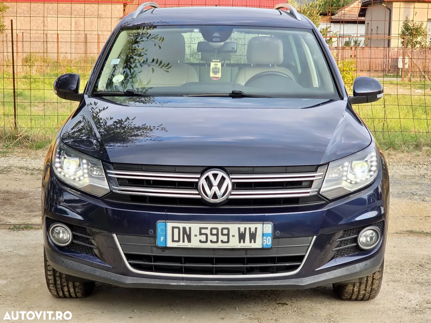 2015 Volkswagen Tiguan 2.0 TDI DPF 4Motion DSG Exclusive, photograph 9