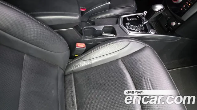 2018 KG_Mobility_Ssangyong TIBOLI VX 2WD, photograph 10