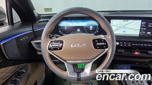 2023 Kia K8 Signature Special, photograph 10