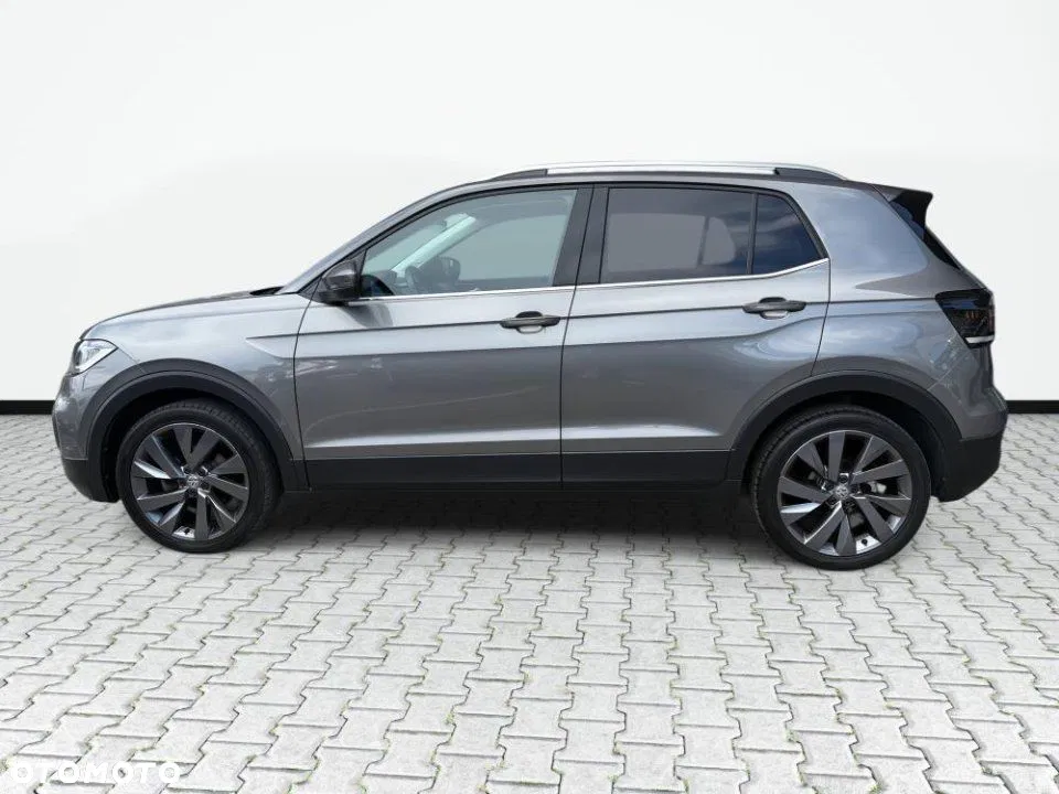 2019 Volkswagen T-Cross, photograph 8