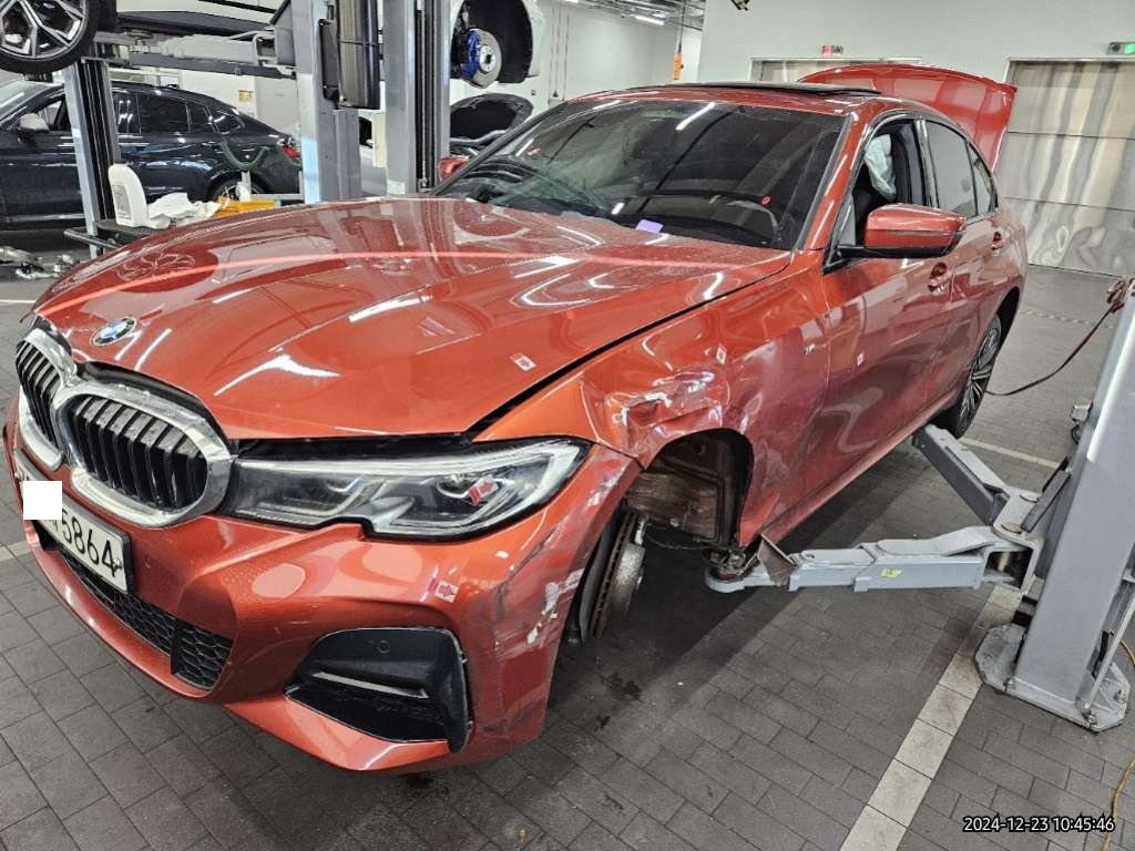 2020 BMW 320d xDrive M Sport Package, photograph 4