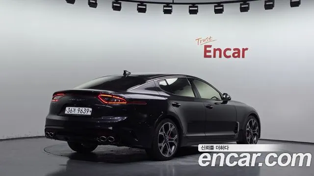 2018 Kia Stinger 2.0 Turbo 2WD, photograph 6