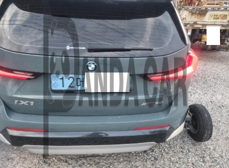 2024 BMW iX1 xDrive30, photograph 4