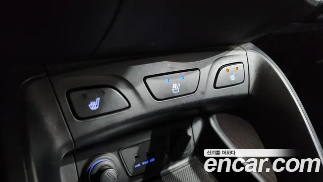 2011 Hyundai Tucson Diesel 2WD LX20, photograph 3