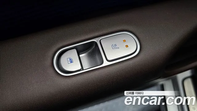 Hyundai Ioniq6 Long Range AWD — photo 1 of 40