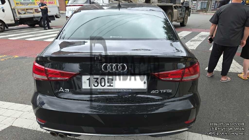2020 Audi A3 40 TFSI, photograph 2