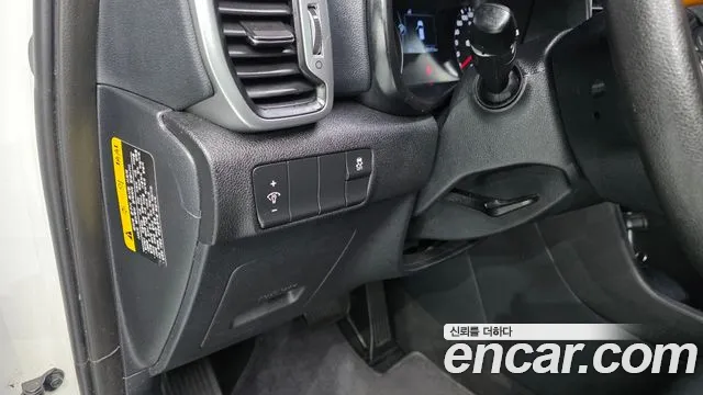 Kia Sportage Diesel 1.7 2WD Trendy — photo 1 of 29