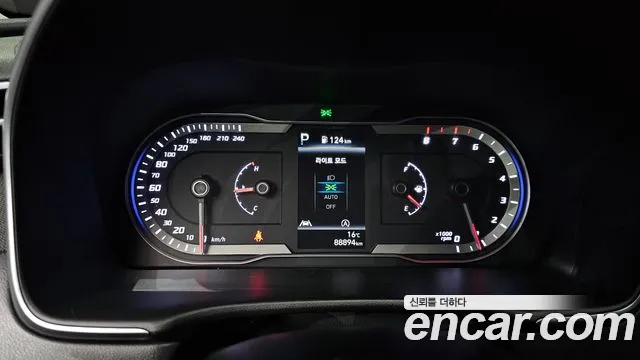 Hyundai Tucson Gasoline 1.6 Turbo 2WD — photo 1 of 20