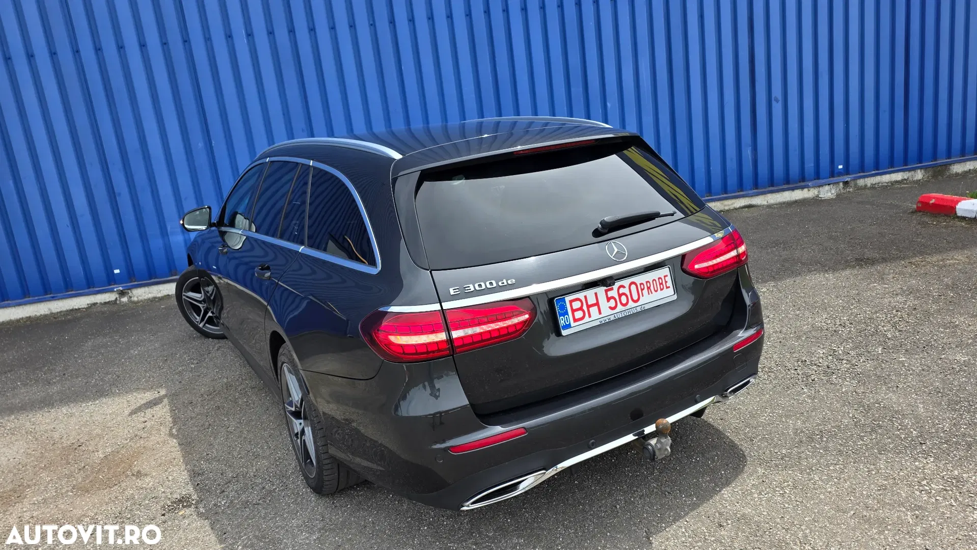 2021 Mercedes-Benz E 300 Aut., photograph 3