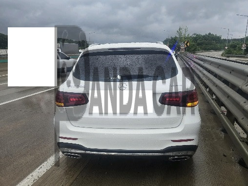 2022 Mercedes-Benz GLC300 4MATIC, photograph 8