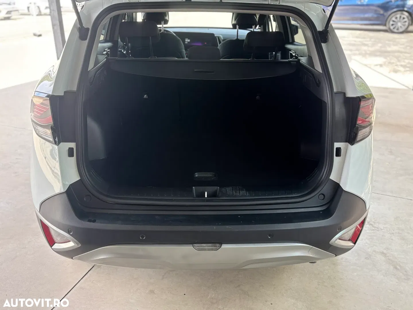 2022 Kia Sportage 1.6 T-GDI HEV 6AT 4x2 Style, photograph 8
