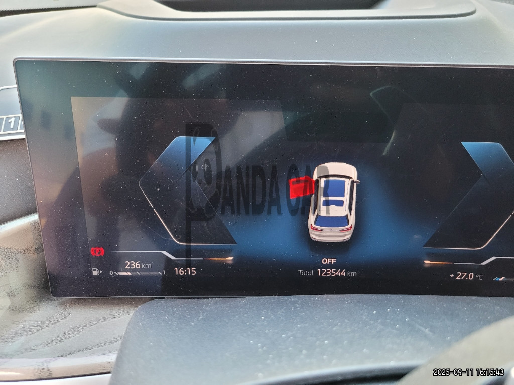 2023 BMW X7 xDrive40i, photograph 2